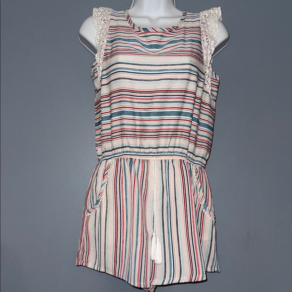 Belle Du Jour Pants - Belle Du Jour Striped Sleeveless Romper - Size Large